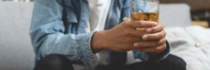 alcohol addiction causes depression