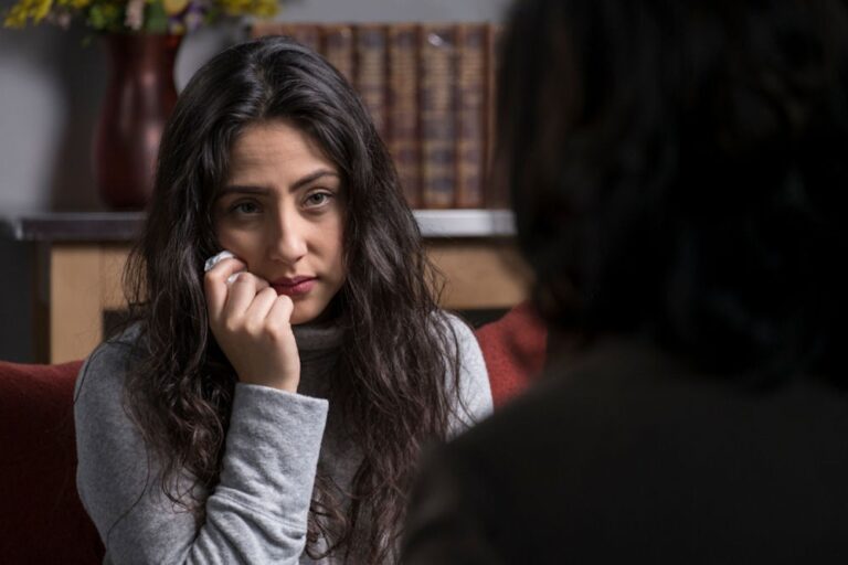 Alcoholic Hallucinosis: Signs, Symptoms, and Treatment