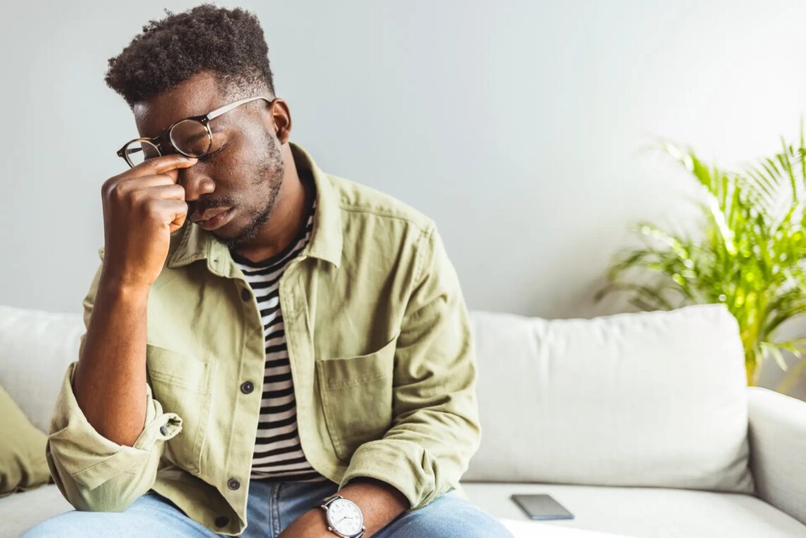 can alcohol cause stimulation or depression?